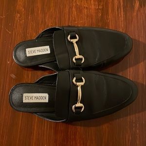 Steve Madden loafer